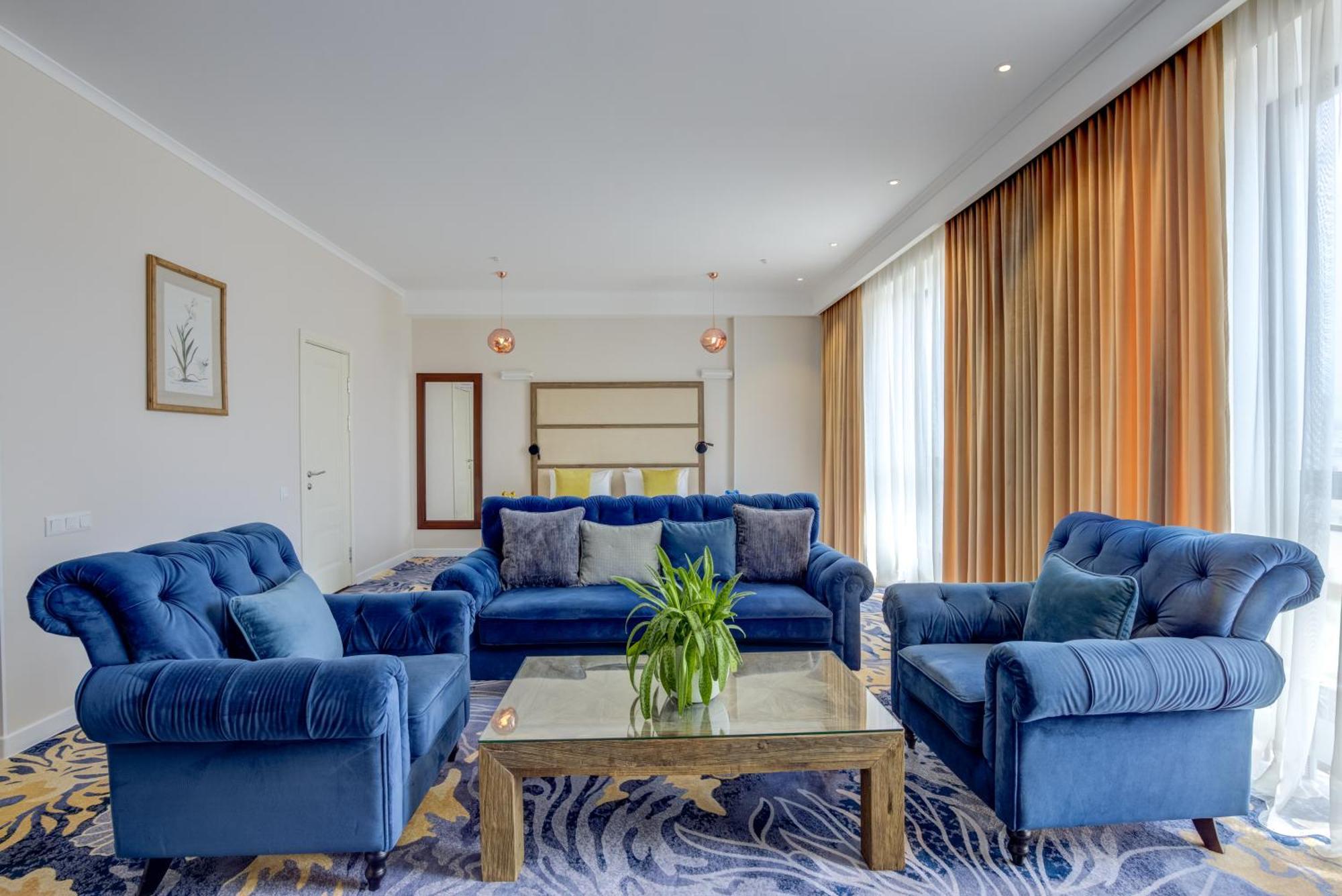 Garden Hotel & Spa Bishkek Esterno foto