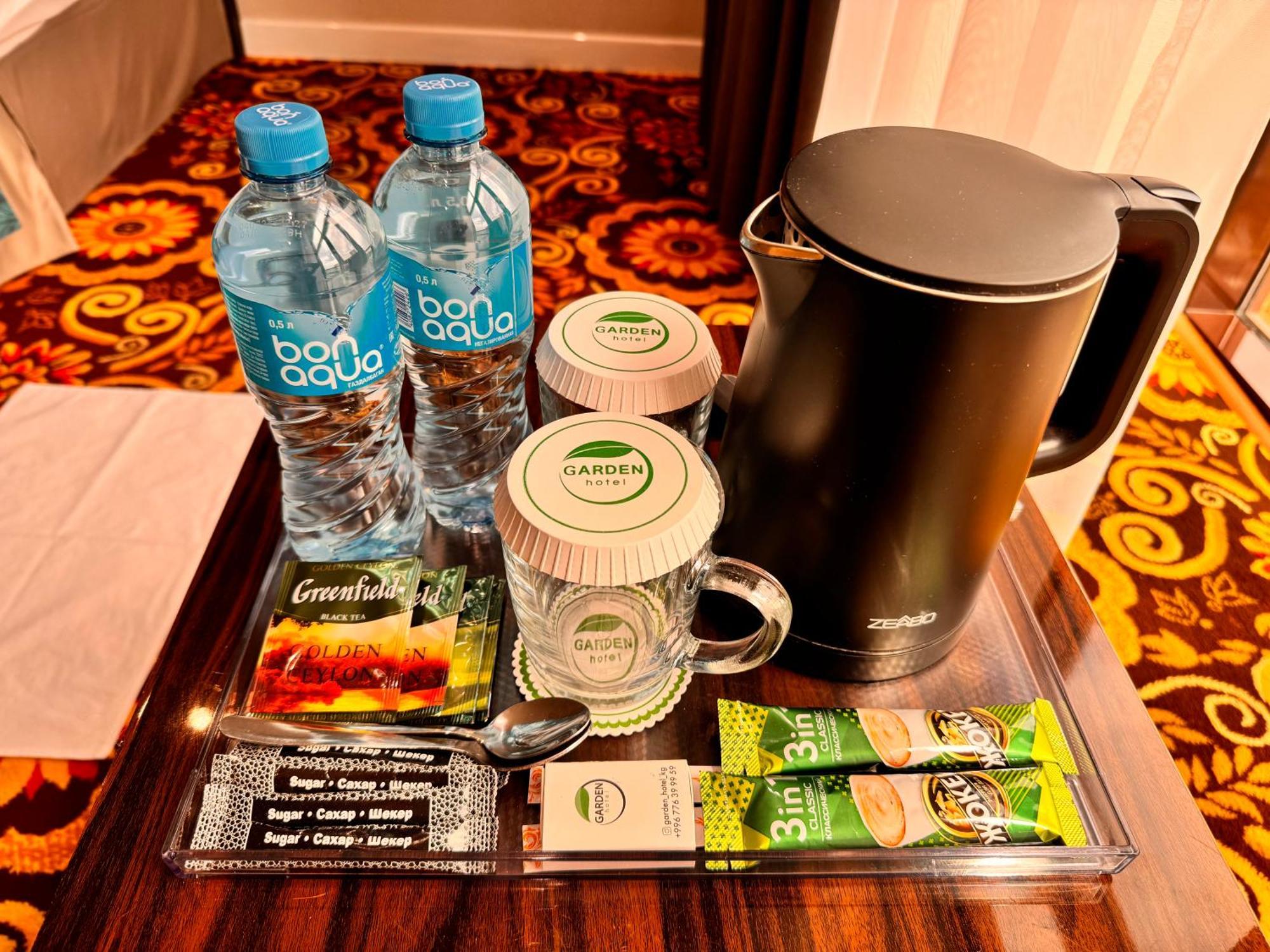 Garden Hotel & Spa Bishkek Esterno foto