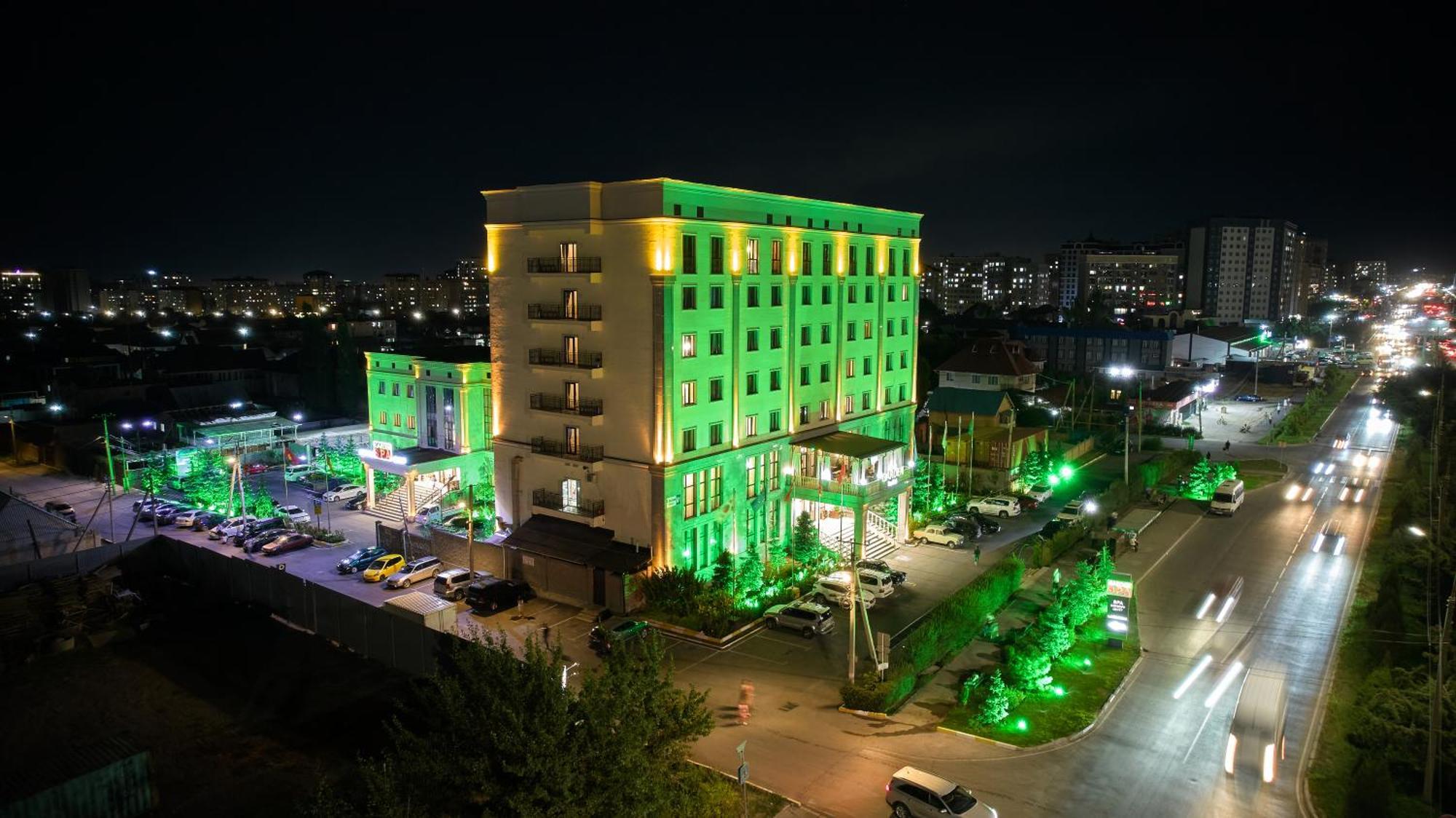 Garden Hotel & Spa Bishkek Esterno foto