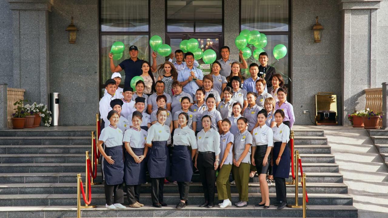 Garden Hotel & Spa Bishkek Esterno foto