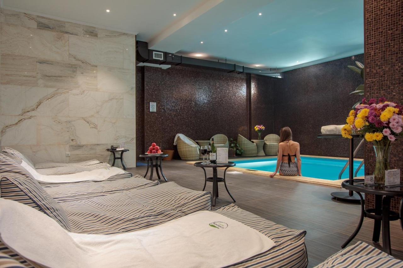 Garden Hotel & Spa Bishkek Esterno foto